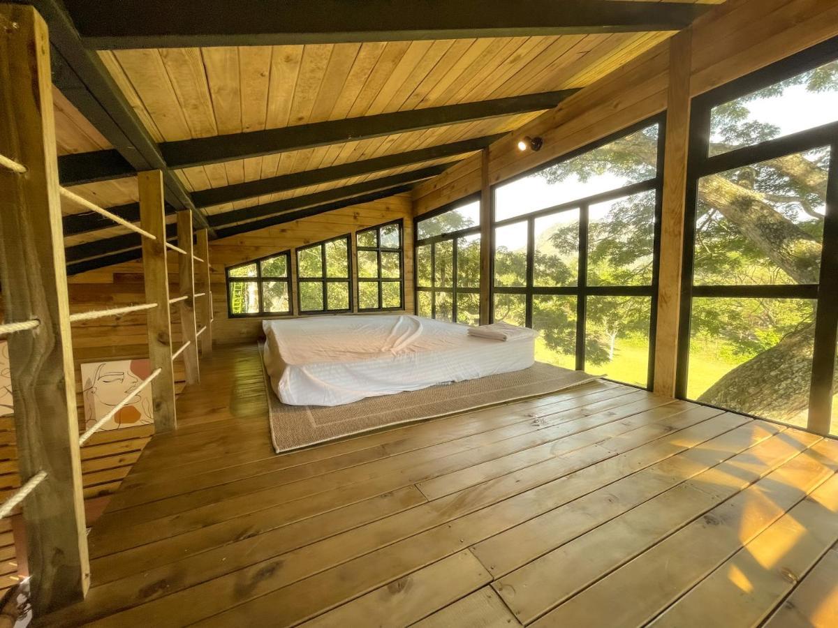 Casa En El Arbol Villa Utica Bagian luar foto