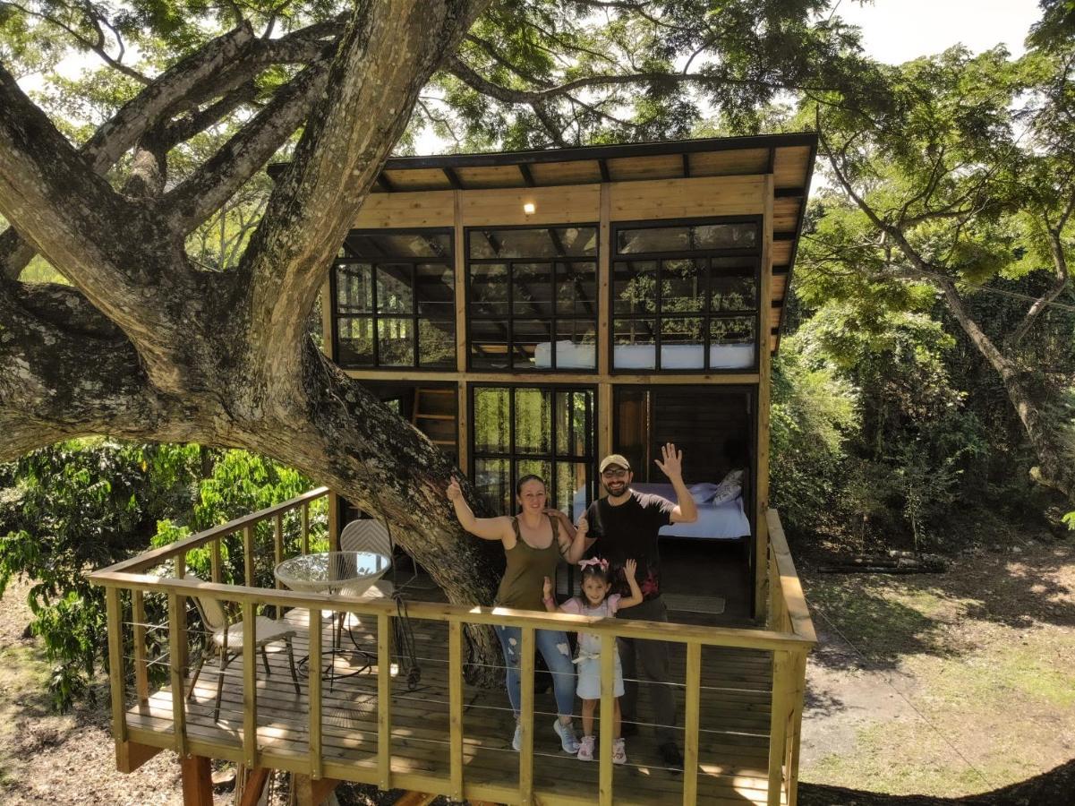 Casa En El Arbol Villa Utica Bagian luar foto